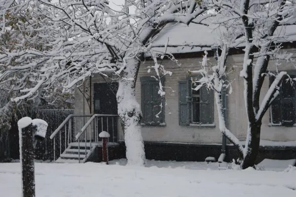 Photo Winter Home Maintenance